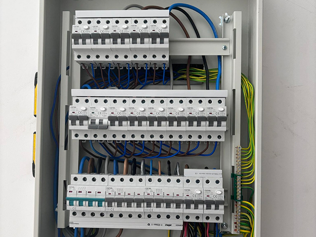 格亞電氣產品助力塞浦路斯配電安全